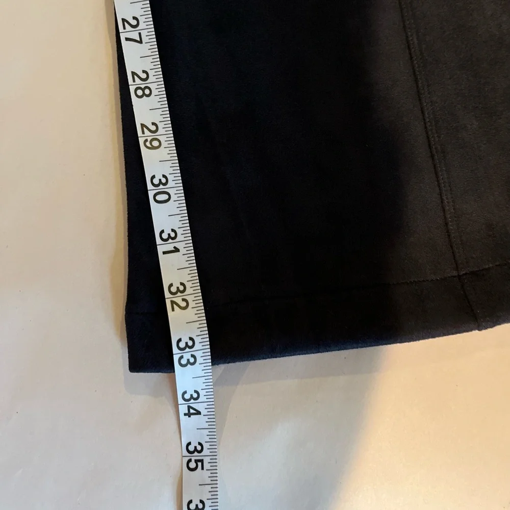 Spanx sueaded stretchy pull on fitted bell bottoms navy blue women’s size Large. - Picture 14 of 14